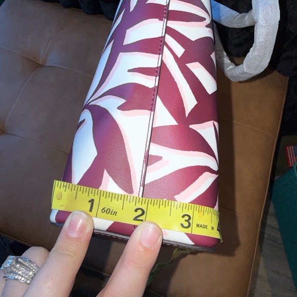 Kate Spade Maroon and Cream Leaf Pattern Tote - Picture 10 of 11